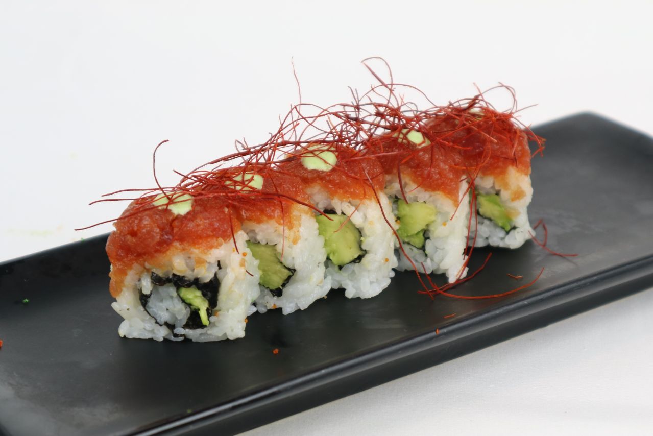 Dragon Town - S20. Spicy Maguro Roll